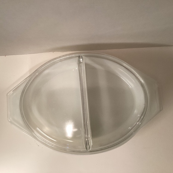 Pyrex Vintage 1959 Promotional ‘Constellations’ Divided Dish w/Cover - Picture 2 of 6